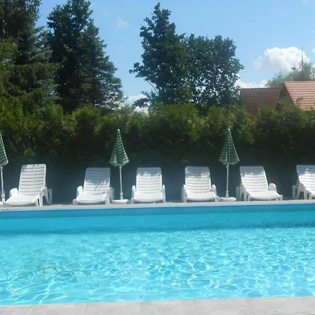Mit Pool, Wlan Direkt Am 70qm Balatonmáriafürdő