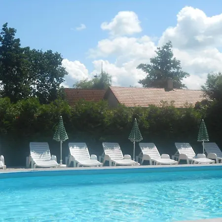 Mit Pool, Wlan Direkt Am 70qm * Jozseftelep